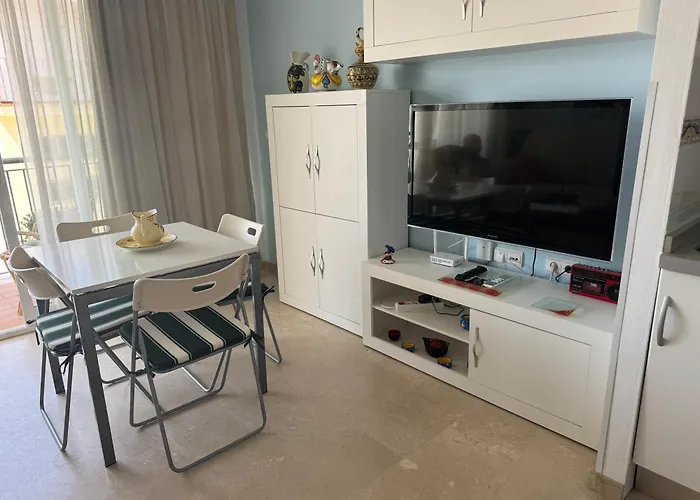 Céntrico Con Terraza Apartamento *