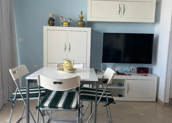 Centrico Con Terraza 콘일데라프론테라